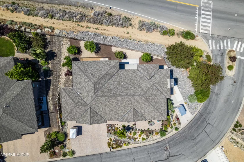 2092 Canterbury, Carson City, Nevada 89703, 4 Bedrooms Bedrooms, ,5 BathroomsBathrooms,Residential,Residential,Canterbury,250051795