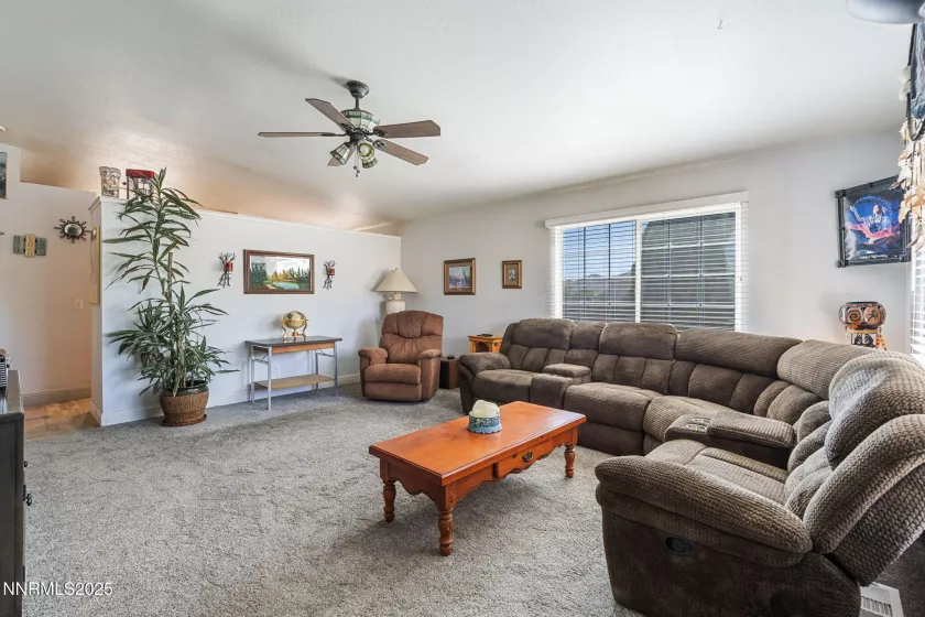 5886 Wishbone, Sun Valley, Nevada 89433, 4 Bedrooms Bedrooms, ,2 BathroomsBathrooms,Residential,Residential,Wishbone,250051804