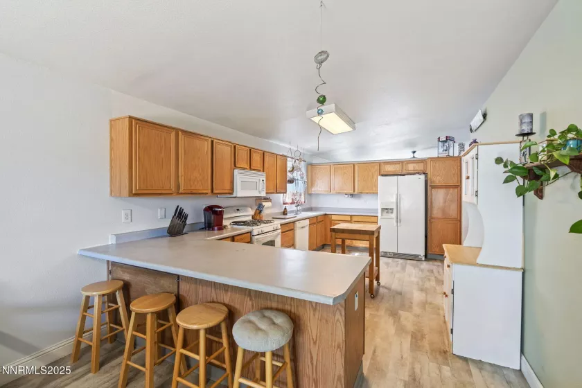 5886 Wishbone, Sun Valley, Nevada 89433, 4 Bedrooms Bedrooms, ,2 BathroomsBathrooms,Residential,Residential,Wishbone,250051804
