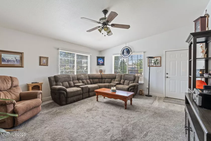 5886 Wishbone, Sun Valley, Nevada 89433, 4 Bedrooms Bedrooms, ,2 BathroomsBathrooms,Residential,Residential,Wishbone,250051804