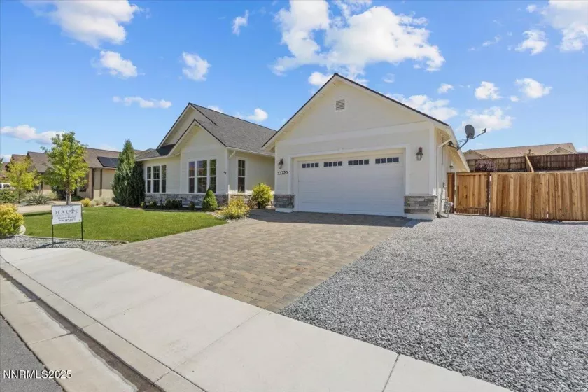11720 Valley Crest, Sparks, Nevada 89441, 3 Bedrooms Bedrooms, ,3 BathroomsBathrooms,Residential,Residential,Valley Crest,250051805