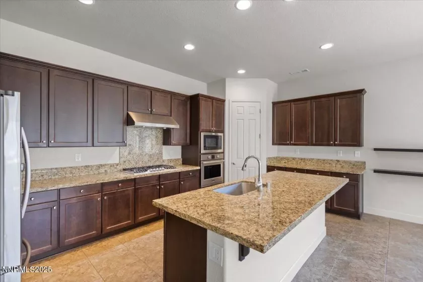 11720 Valley Crest, Sparks, Nevada 89441, 3 Bedrooms Bedrooms, ,3 BathroomsBathrooms,Residential,Residential,Valley Crest,250051805