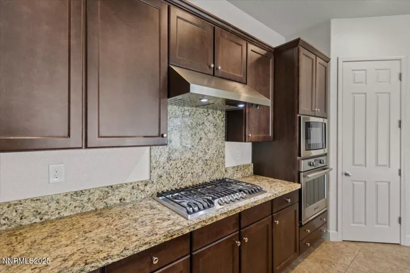11720 Valley Crest, Sparks, Nevada 89441, 3 Bedrooms Bedrooms, ,3 BathroomsBathrooms,Residential,Residential,Valley Crest,250051805