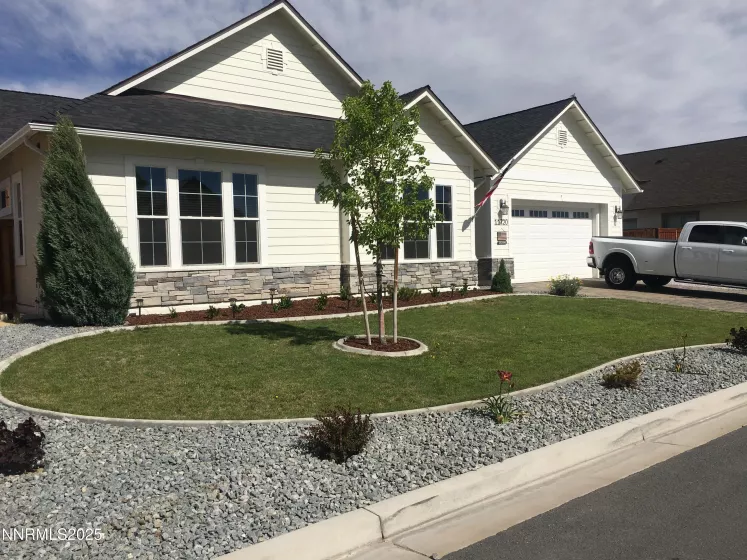 11720 Valley Crest, Sparks, Nevada 89441, 3 Bedrooms Bedrooms, ,3 BathroomsBathrooms,Residential,Residential,Valley Crest,250051805
