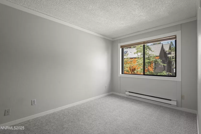 989 Tahoe, Incline Village, Nevada 89451, 3 Bedrooms Bedrooms, ,2 BathroomsBathrooms,Residential,Residential,Tahoe,250051807