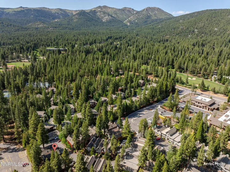 989 Tahoe, Incline Village, Nevada 89451, 3 Bedrooms Bedrooms, ,2 BathroomsBathrooms,Residential,Residential,Tahoe,250051807