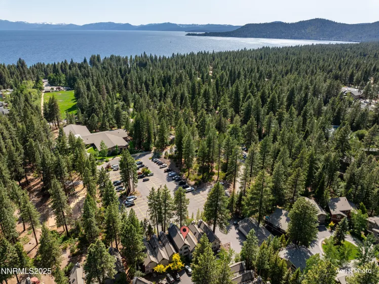 989 Tahoe, Incline Village, Nevada 89451, 3 Bedrooms Bedrooms, ,2 BathroomsBathrooms,Residential,Residential,Tahoe,250051807
