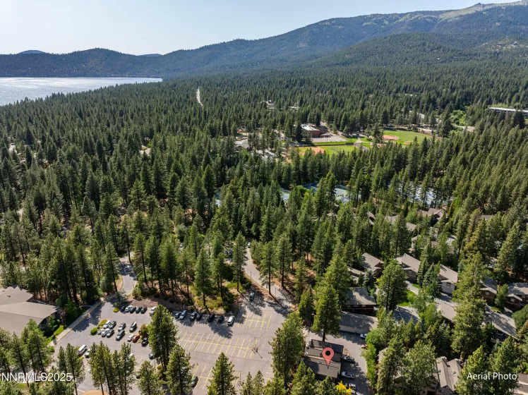 989 Tahoe, Incline Village, Nevada 89451, 3 Bedrooms Bedrooms, ,2 BathroomsBathrooms,Residential,Residential,Tahoe,250051807