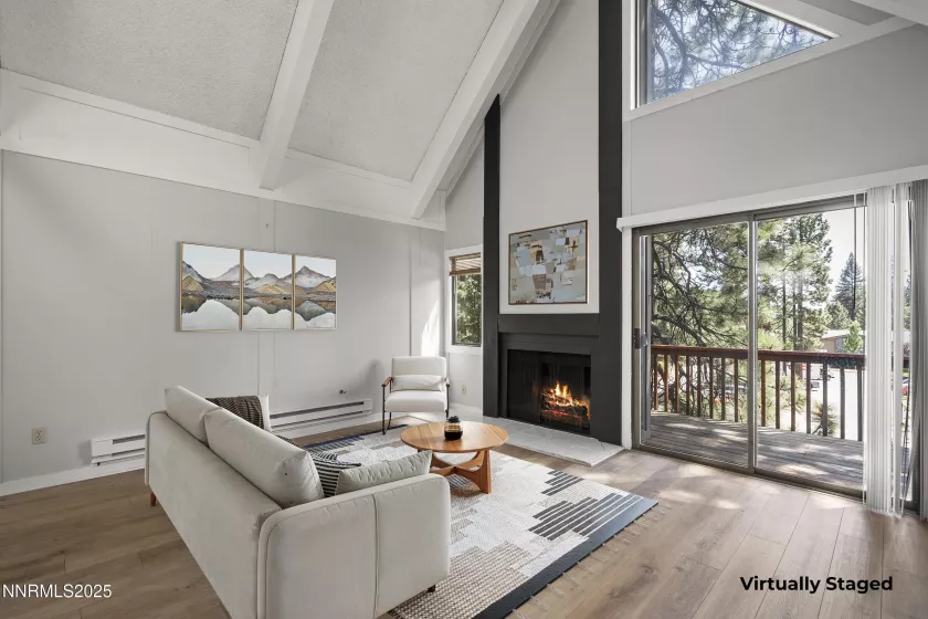 989 Tahoe, Incline Village, Nevada 89451, 3 Bedrooms Bedrooms, ,2 BathroomsBathrooms,Residential,Residential,Tahoe,250051807