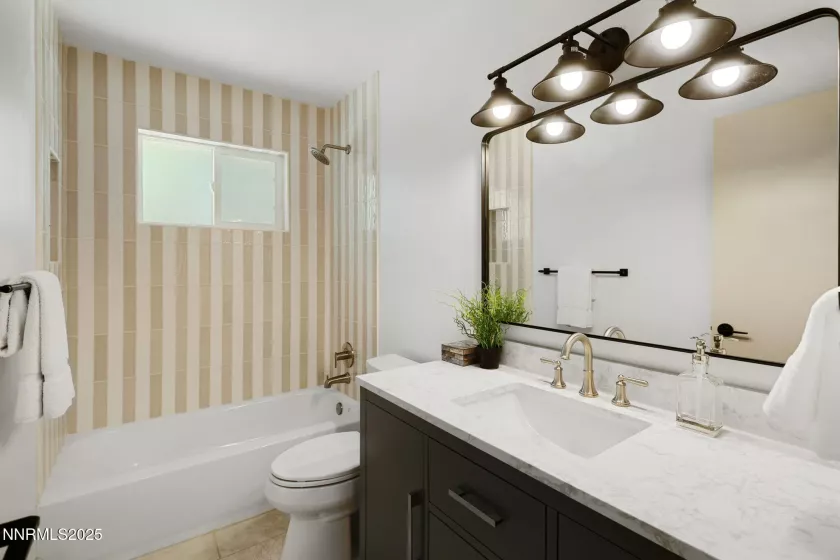 50 Moore, Reno, Nevada 89509, 5 Bedrooms Bedrooms, ,3 BathroomsBathrooms,Residential,Residential,Moore,250051809