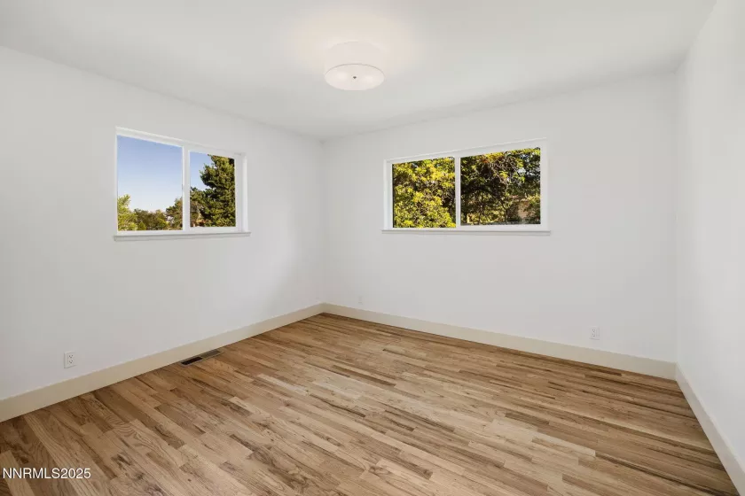 50 Moore, Reno, Nevada 89509, 5 Bedrooms Bedrooms, ,3 BathroomsBathrooms,Residential,Residential,Moore,250051809
