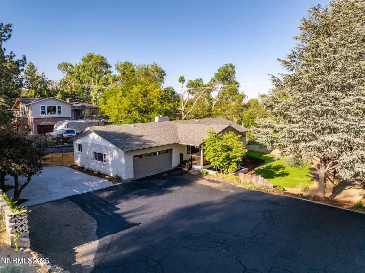 50 Moore, Reno, Nevada 89509, 5 Bedrooms Bedrooms, ,3 BathroomsBathrooms,Residential,Residential,Moore,250051809