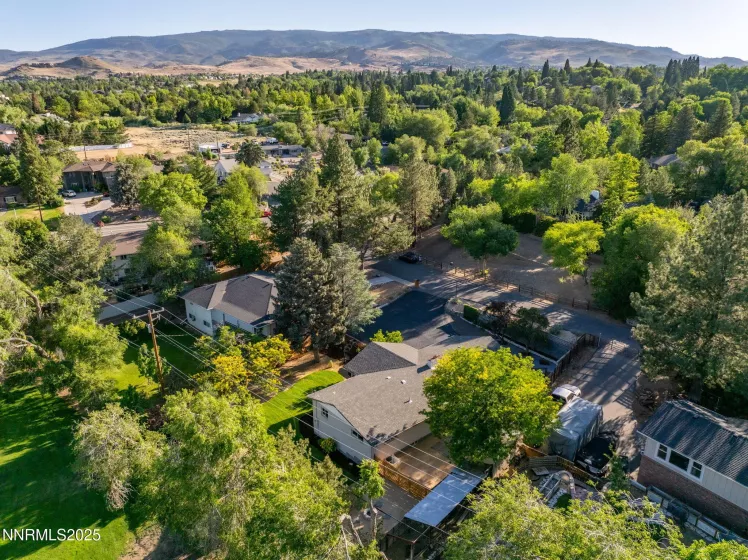 50 Moore, Reno, Nevada 89509, 5 Bedrooms Bedrooms, ,3 BathroomsBathrooms,Residential,Residential,Moore,250051809