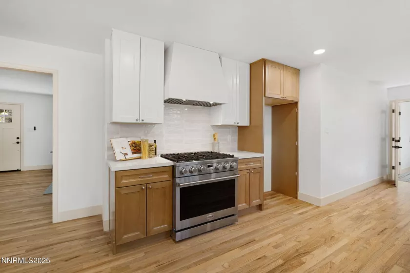 50 Moore, Reno, Nevada 89509, 5 Bedrooms Bedrooms, ,3 BathroomsBathrooms,Residential,Residential,Moore,250051809