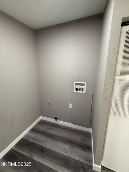 220 Glen Vista, Dayton, Nevada 89403, 3 Bedrooms Bedrooms, ,2 BathroomsBathrooms,Residential,Residential,Glen Vista,250051810