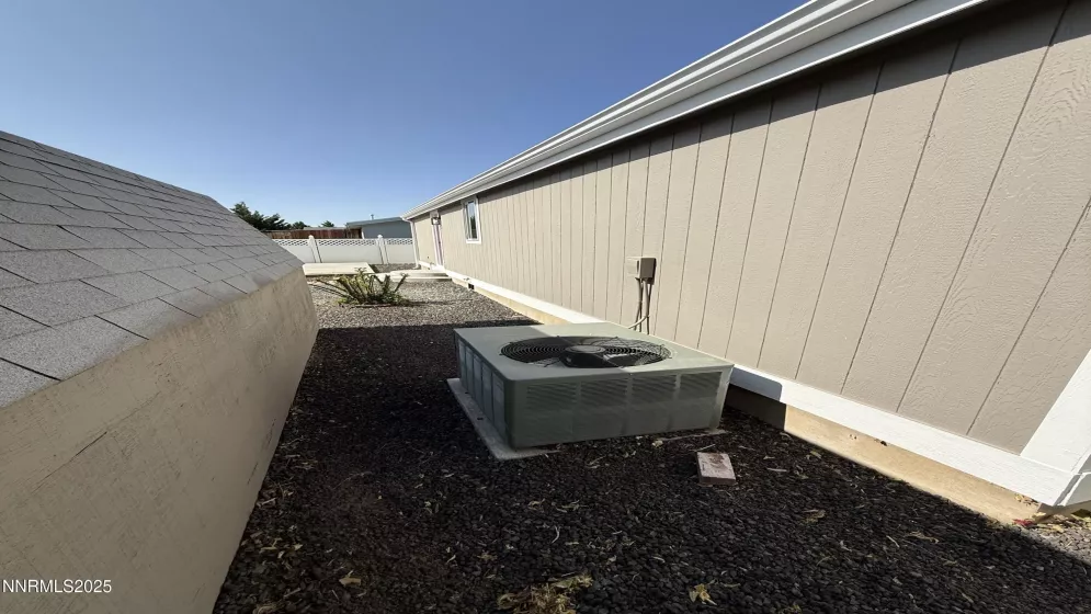 220 Glen Vista, Dayton, Nevada 89403, 3 Bedrooms Bedrooms, ,2 BathroomsBathrooms,Residential,Residential,Glen Vista,250051810