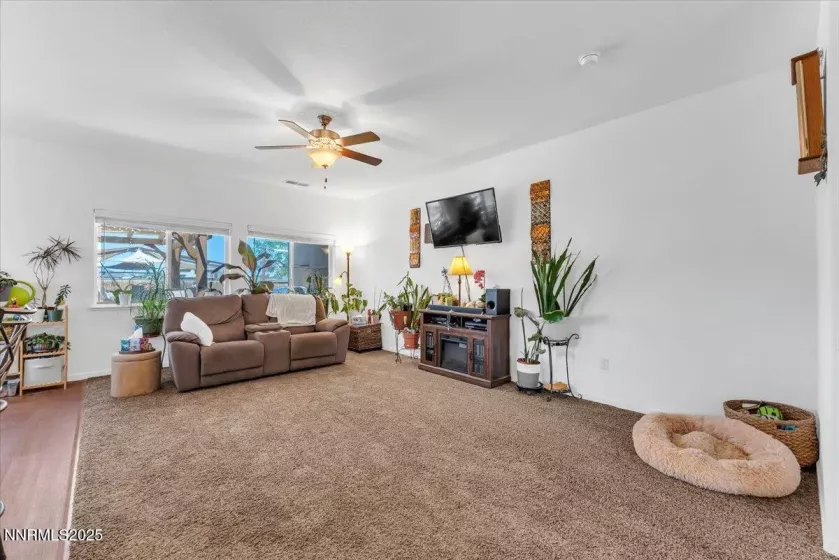 1178 Jasmine, Fernley, Nevada 89408, 3 Bedrooms Bedrooms, ,2 BathroomsBathrooms,Residential,Residential,Jasmine,250051811