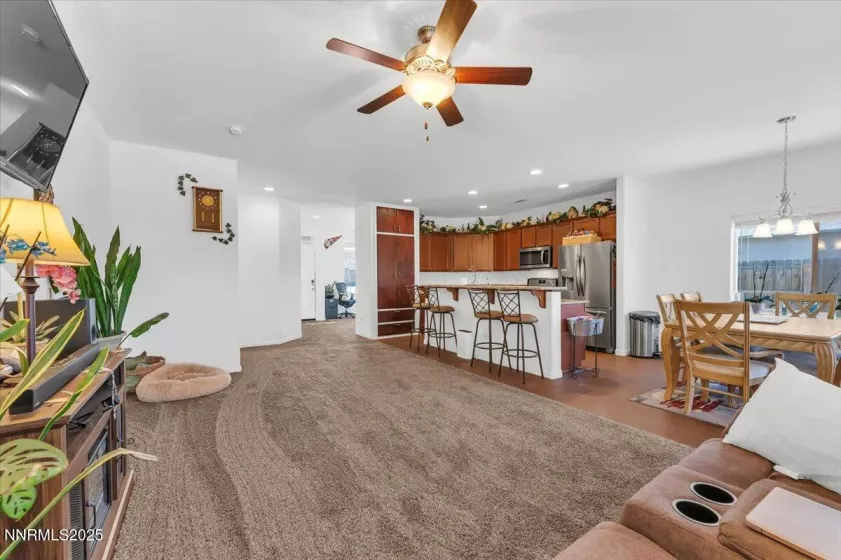 1178 Jasmine, Fernley, Nevada 89408, 3 Bedrooms Bedrooms, ,2 BathroomsBathrooms,Residential,Residential,Jasmine,250051811