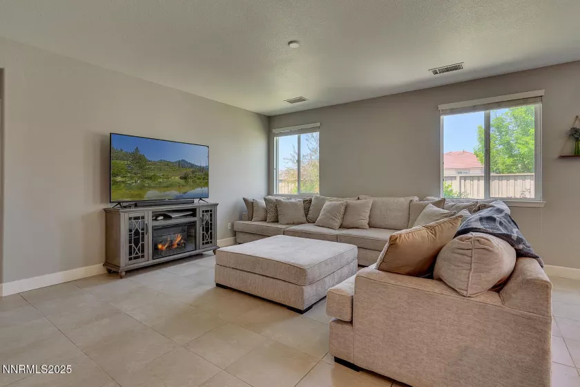 2617 Bridgetown, Sparks, Nevada 89436, 4 Bedrooms Bedrooms, ,2 BathroomsBathrooms,Residential,Residential,Bridgetown,250051812