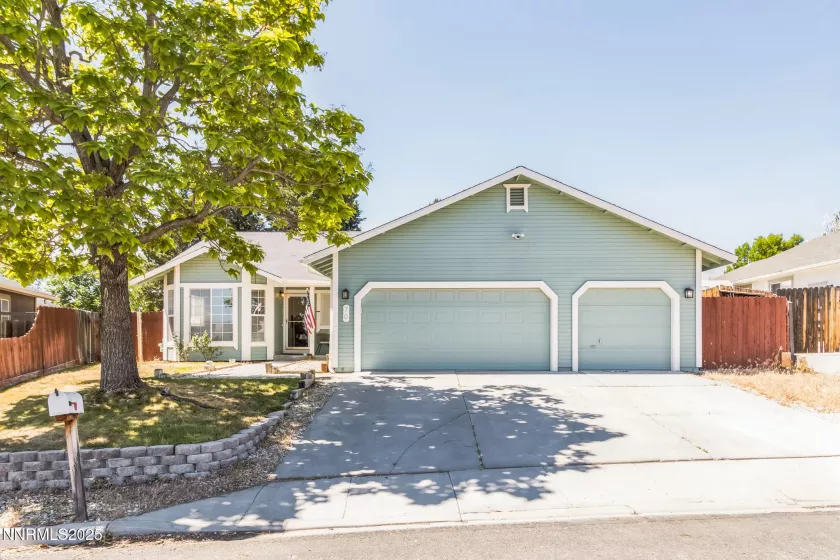 70 Blue Skies, Sparks, Nevada 89436, 4 Bedrooms Bedrooms, ,2 BathroomsBathrooms,Residential,Residential,Blue Skies,250051813