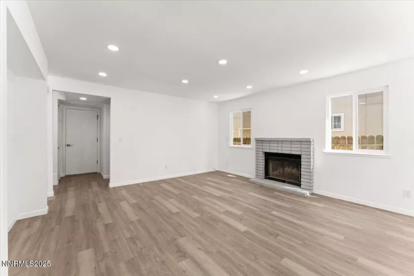 2719 Chavez, Reno, Nevada 89502, 3 Bedrooms Bedrooms, ,3 BathroomsBathrooms,Residential,Residential,Chavez,250051816