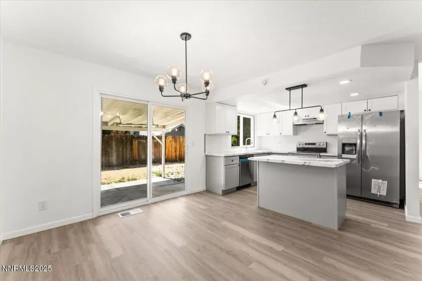 2719 Chavez, Reno, Nevada 89502, 3 Bedrooms Bedrooms, ,3 BathroomsBathrooms,Residential,Residential,Chavez,250051816