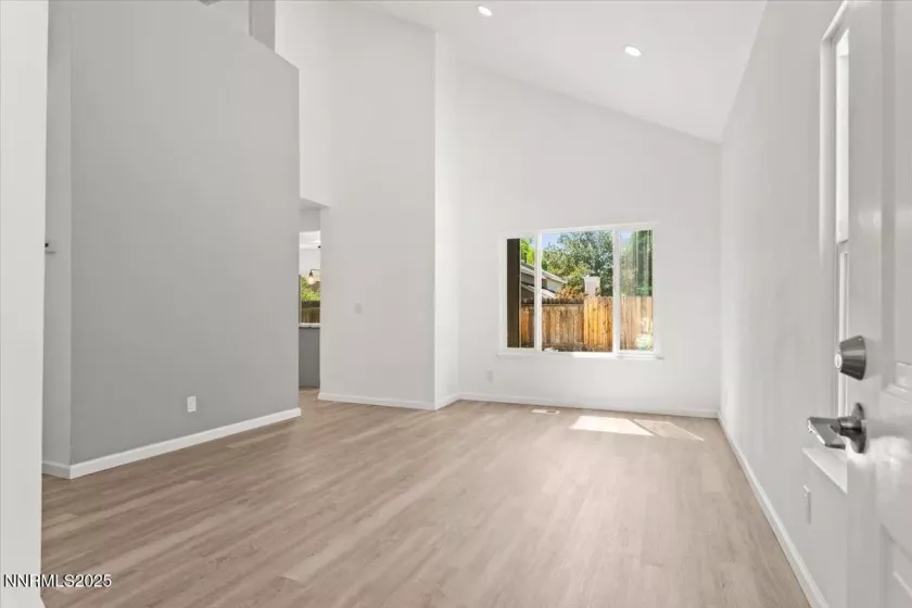 2719 Chavez, Reno, Nevada 89502, 3 Bedrooms Bedrooms, ,3 BathroomsBathrooms,Residential,Residential,Chavez,250051816