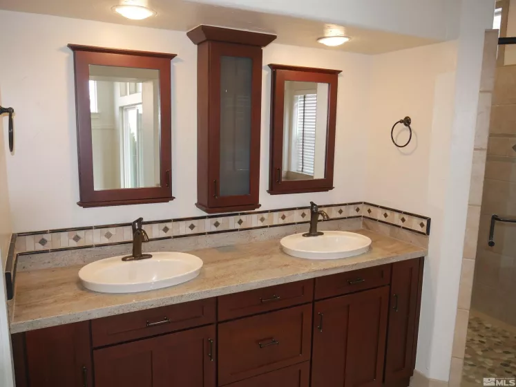 340 Desert Meadows, Reno, Nevada 89502, 4 Bedrooms Bedrooms, ,3 BathroomsBathrooms,Residential,Residential,Desert Meadows,250002569