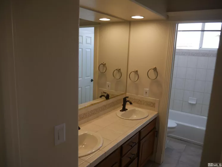 340 Desert Meadows, Reno, Nevada 89502, 4 Bedrooms Bedrooms, ,3 BathroomsBathrooms,Residential,Residential,Desert Meadows,250002569
