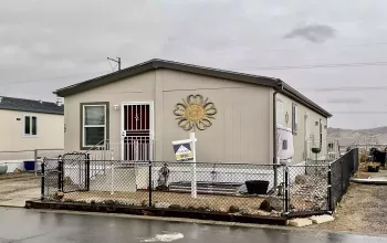 7900 N Virginia St., Reno, Nevada 89506, 3 Bedrooms Bedrooms, 9 Rooms Rooms,2 BathroomsBathrooms,Manufactured,Residential,N Virginia,250051817