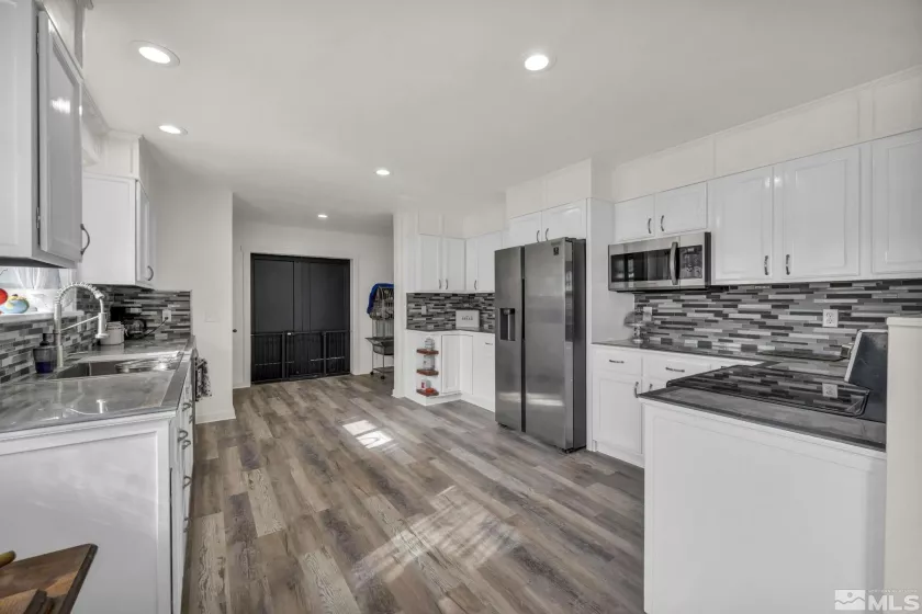 285 James, Dayton, Nevada 89403, 4 Bedrooms Bedrooms, ,3 BathroomsBathrooms,Residential,Residential,James,250003637
