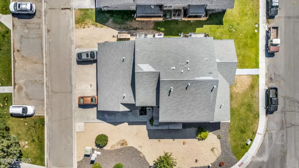 101 Palmer, Dayton, Nevada 89403, ,Residential Income,Residential,Palmer,250051817