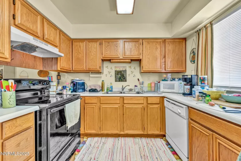 101 Palmer, Dayton, Nevada 89403, ,Residential Income,Residential,Palmer,250051817