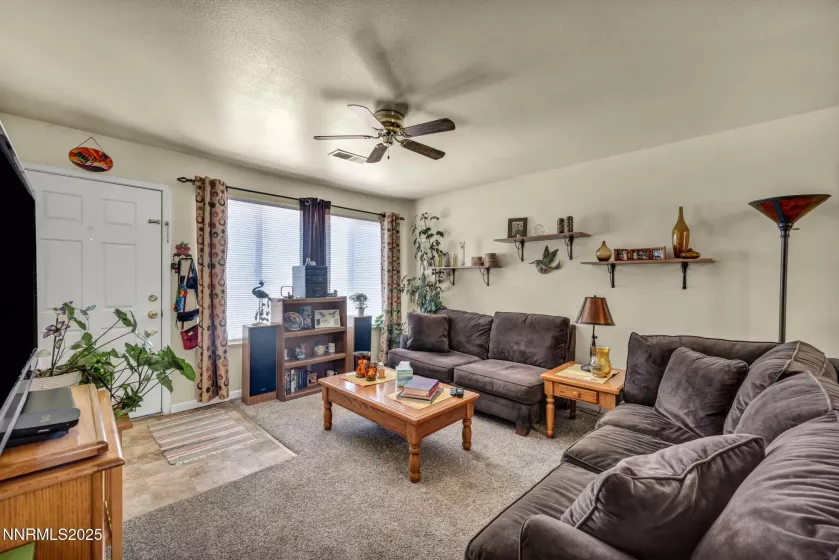 101 Palmer, Dayton, Nevada 89403, ,Residential Income,Residential,Palmer,250051817