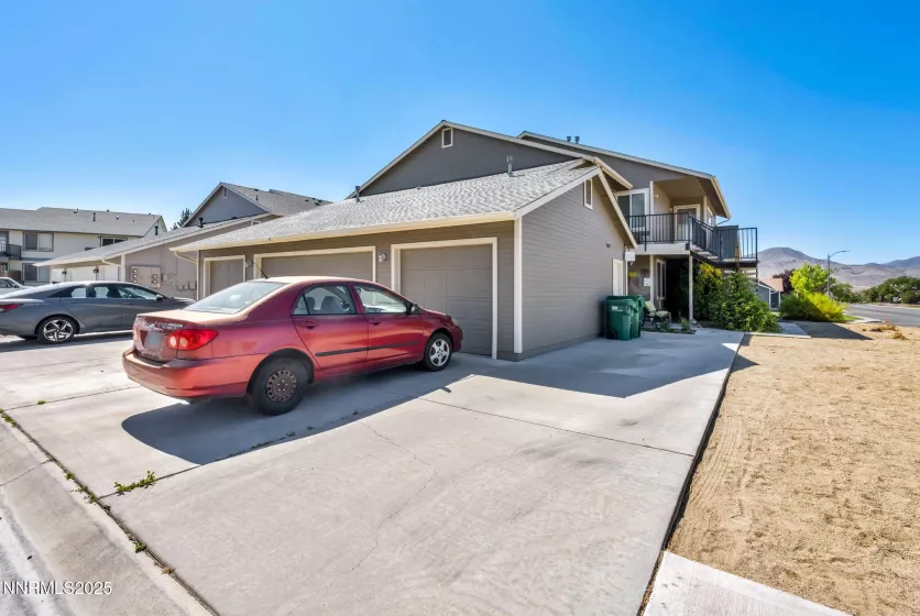 101 Palmer, Dayton, Nevada 89403, ,Residential Income,Residential,Palmer,250051817