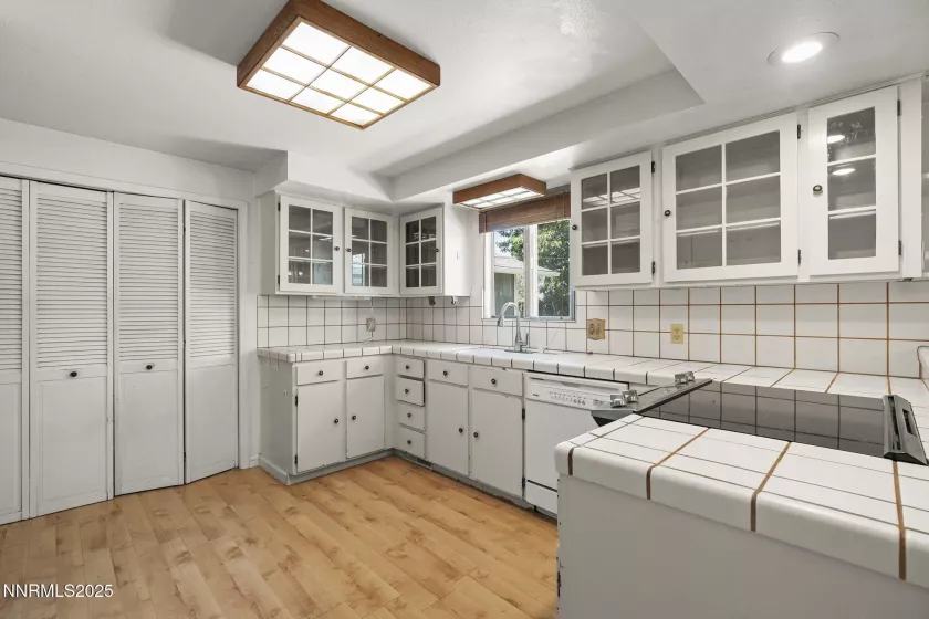9100 Rain Dance, Reno, Nevada 89506, 3 Bedrooms Bedrooms, ,2 BathroomsBathrooms,Residential,Residential,Rain Dance,250051821