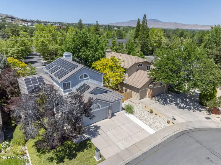 6055 Stonecreek, Reno, Nevada 89511, 4 Bedrooms Bedrooms, ,3 BathroomsBathrooms,Residential,Residential,Stonecreek,250051824