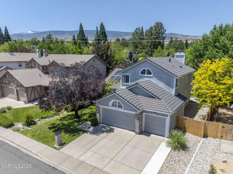 6055 Stonecreek, Reno, Nevada 89511, 4 Bedrooms Bedrooms, ,3 BathroomsBathrooms,Residential,Residential,Stonecreek,250051824