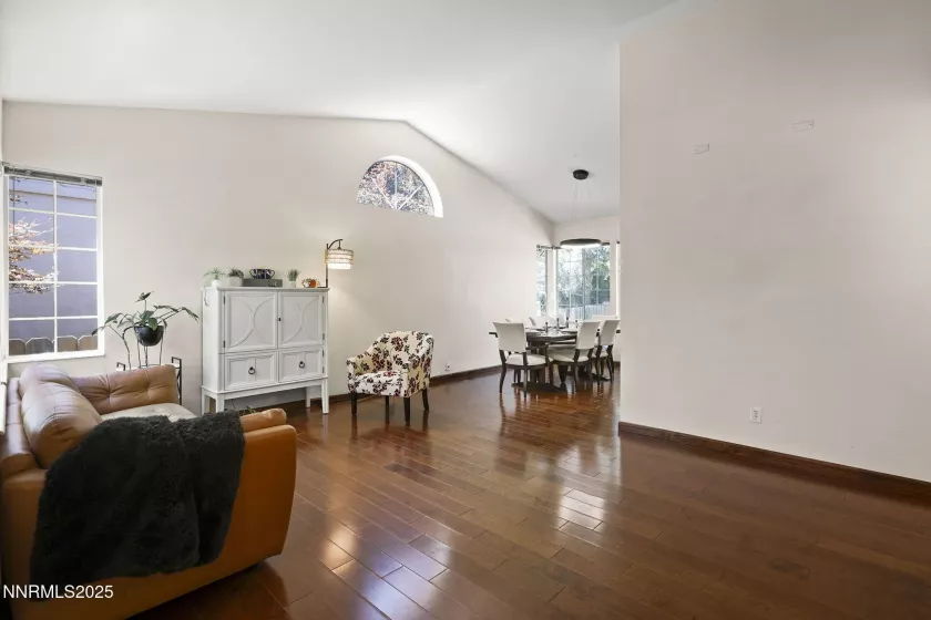 6055 Stonecreek, Reno, Nevada 89511, 4 Bedrooms Bedrooms, ,3 BathroomsBathrooms,Residential,Residential,Stonecreek,250051824