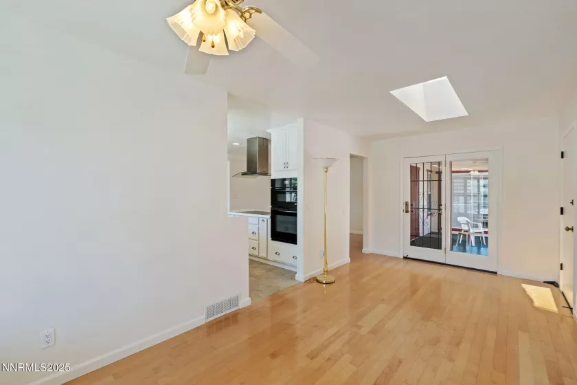 2095 Kings, Reno, Nevada 89503, 3 Bedrooms Bedrooms, ,2 BathroomsBathrooms,Residential,Residential,Kings,250051831
