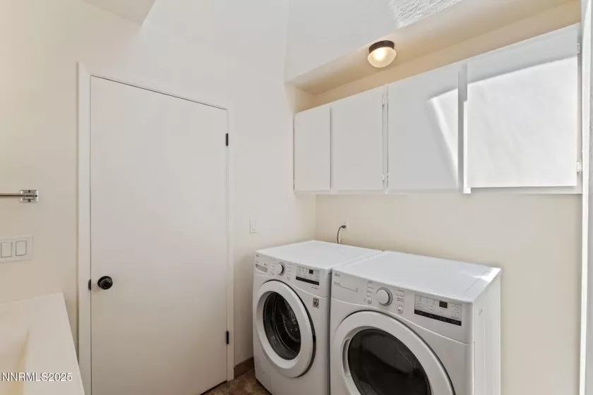 2095 Kings, Reno, Nevada 89503, 3 Bedrooms Bedrooms, ,2 BathroomsBathrooms,Residential,Residential,Kings,250051831