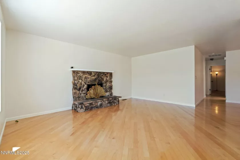 2095 Kings, Reno, Nevada 89503, 3 Bedrooms Bedrooms, ,2 BathroomsBathrooms,Residential,Residential,Kings,250051831