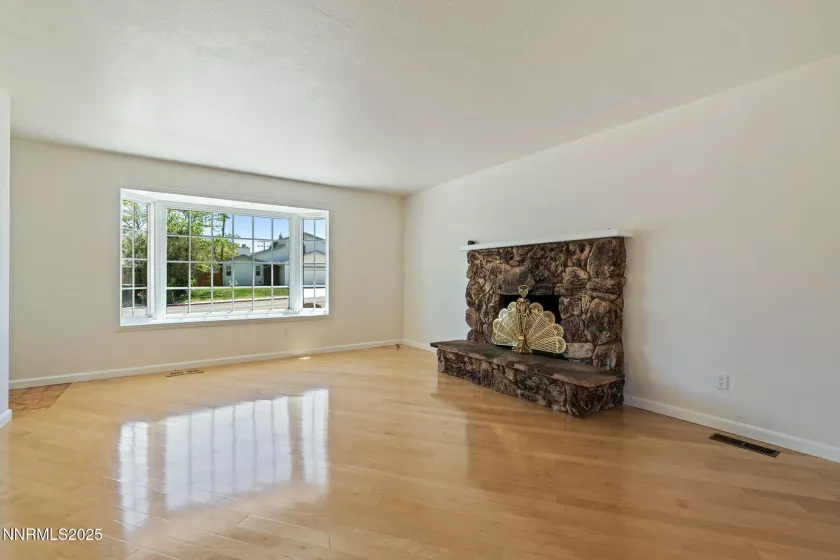 2095 Kings, Reno, Nevada 89503, 3 Bedrooms Bedrooms, ,2 BathroomsBathrooms,Residential,Residential,Kings,250051831