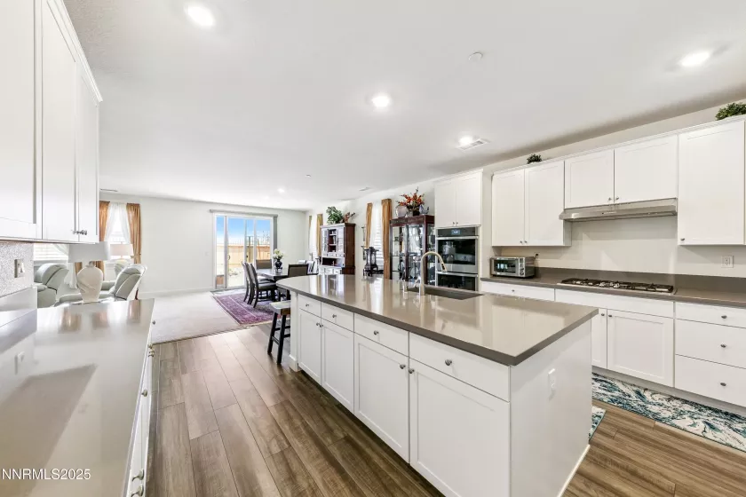 632 Equinox Peak, Sparks, Nevada 89436, 3 Bedrooms Bedrooms, ,3 BathroomsBathrooms,Residential,Residential,Equinox Peak,250051836