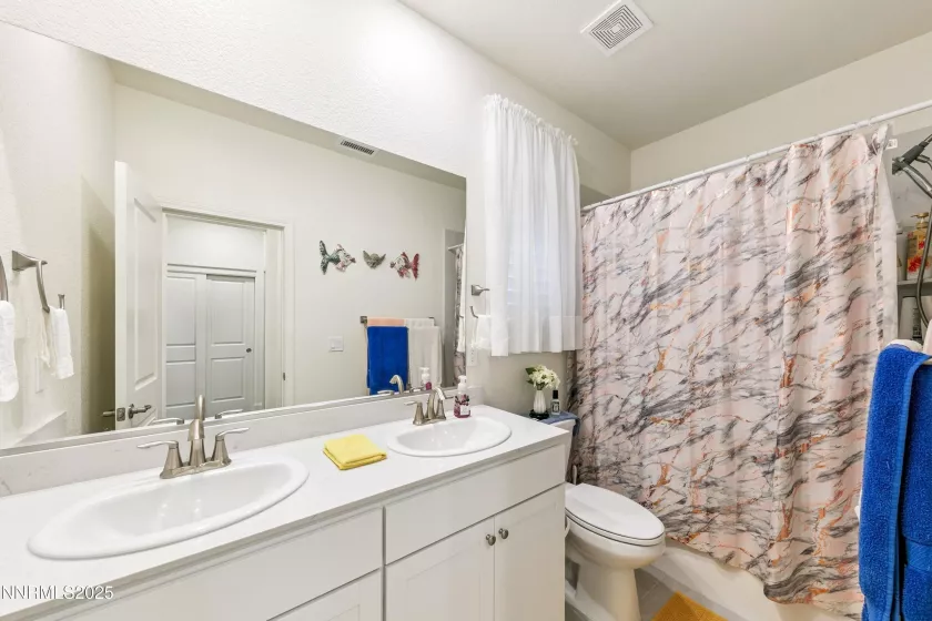 632 Equinox Peak, Sparks, Nevada 89436, 3 Bedrooms Bedrooms, ,3 BathroomsBathrooms,Residential,Residential,Equinox Peak,250051836