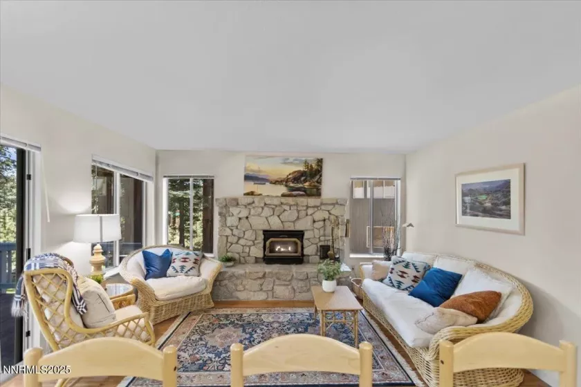 917 Jennifer, Incline Village, Nevada 89451, 4 Bedrooms Bedrooms, ,3 BathroomsBathrooms,Residential,Residential,Jennifer,250051839