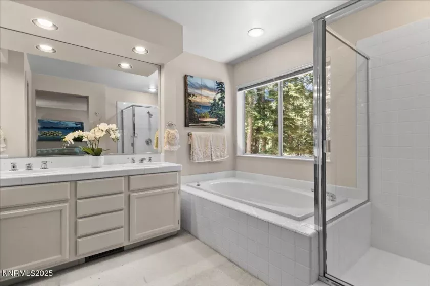 917 Jennifer, Incline Village, Nevada 89451, 4 Bedrooms Bedrooms, ,3 BathroomsBathrooms,Residential,Residential,Jennifer,250051839