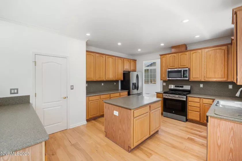 3175 Sierra Dust, Sparks, Nevada 89436, 4 Bedrooms Bedrooms, ,3 BathroomsBathrooms,Residential,Residential,Sierra Dust,250051844