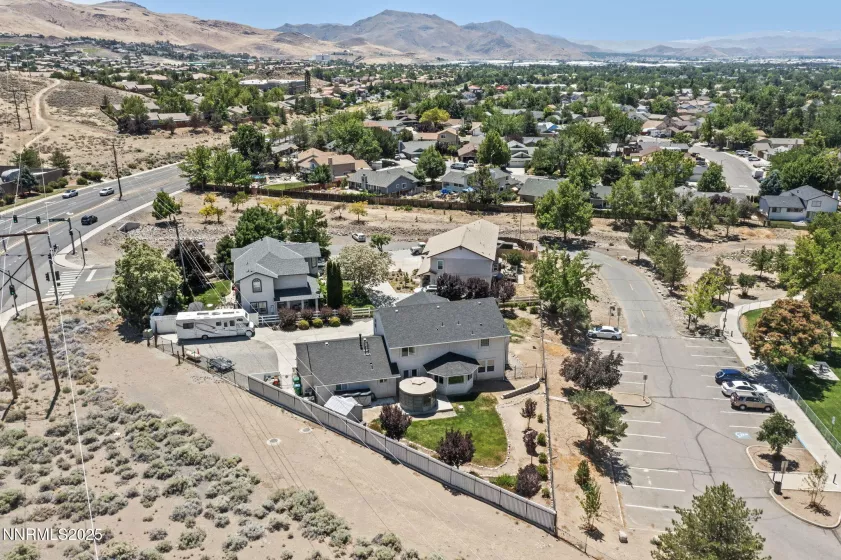3555 Vista, Sparks, Nevada 89436, 5 Bedrooms Bedrooms, ,3 BathroomsBathrooms,Residential,Residential,Vista,250051853