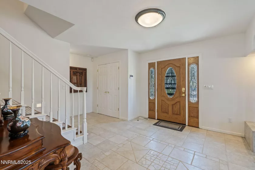 3555 Vista, Sparks, Nevada 89436, 5 Bedrooms Bedrooms, ,3 BathroomsBathrooms,Residential,Residential,Vista,250051853